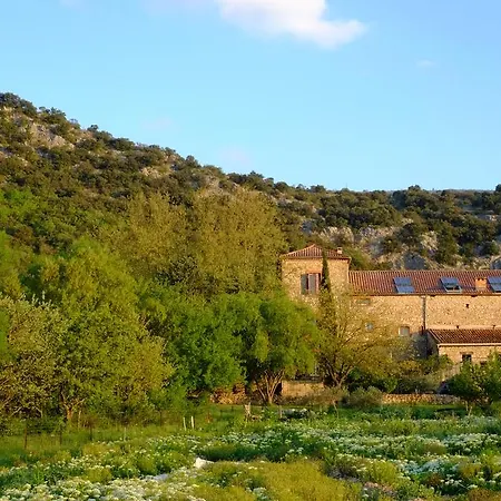 Hotel Mas De Luziere *