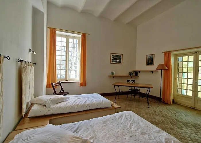 Otel Mas De Luziere *